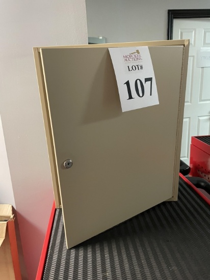 WALL MOUNT KEY SAFE