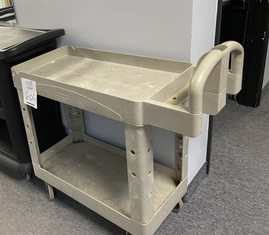 RUBBERMAID UTILITY CART