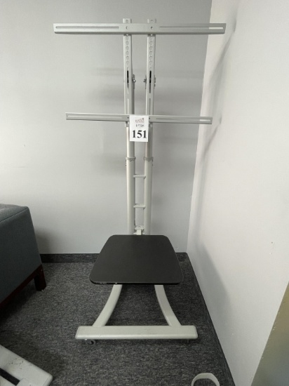 ROLLING TV STAND INCLUDING KEYBOARD PLATFORM