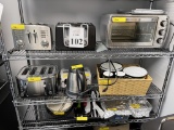 LOT CONSISTING OF SMALL APPLIANCES