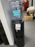 COLD/ROOM TEMPERATURE WATER COOLER