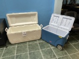 RUBBERMAID COOLER AND IGLOO COOLER