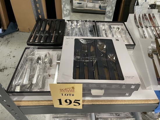 LOT CONSISTING OF ASSORTED STYLE FLATWARE