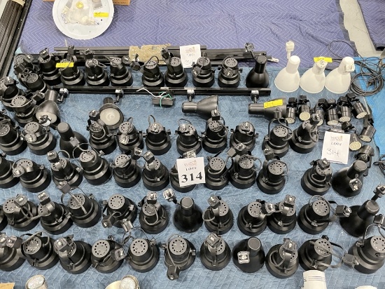 LOT CONSISTING OF TRACK LIGHTING SYSTEM
