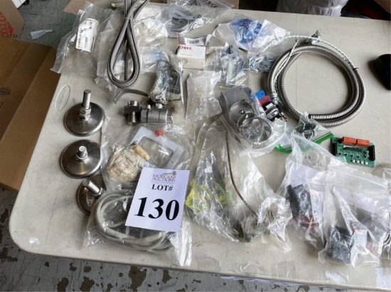 LOT CONSISTING OF ASSORTED SERVICING PARTS