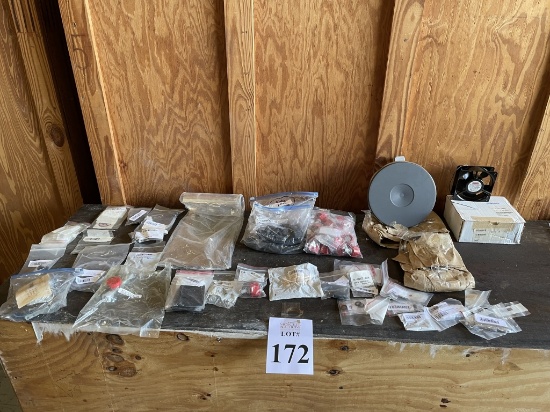 LOT CONSISTING OF ASSORTED SERVICING PARTS