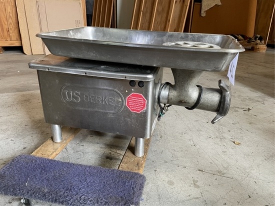 US BERKEL MEAT GRINDER #22, 1.5 H.P. MODEL: E-222