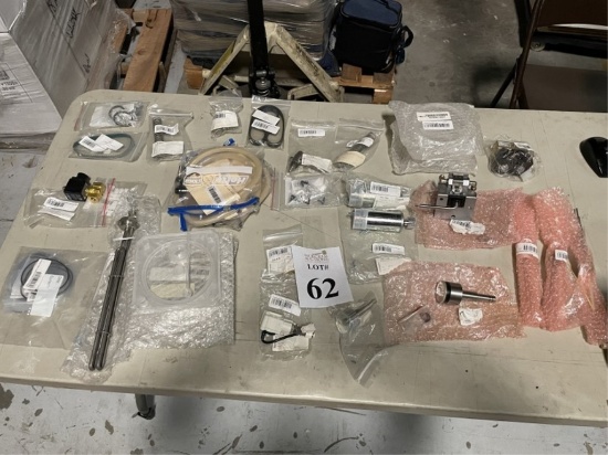 LOT CONSISTING OF ASSORTED STARBUCKS PARTS
