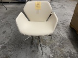 *NEW IN BOX* DAVIS GK - 3501 SWIVEL CHAIR