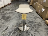 *NEW IN BOX* DAVIS ZIA 3500 SWIVEL BAR STOOL