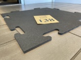 LOT CONSISTING OF INTERLOCKING PADDED FLOOR TILES, APPROX. 2,000 SQUARE FEET