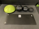 FITNESS BALLS AND MAT