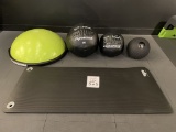 FITNESS BALLS AND MAT