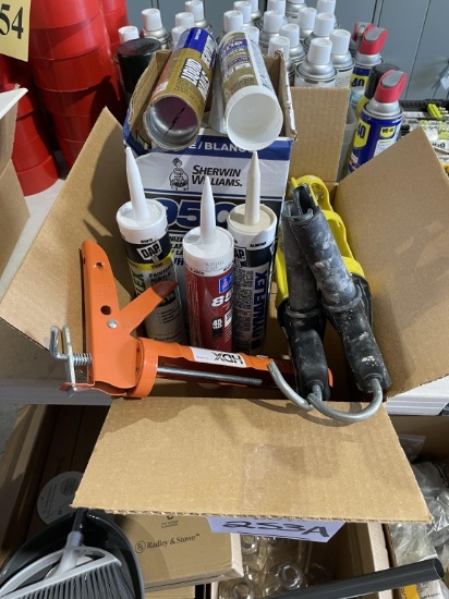 LOT CONSISTING OF ASSORTED CAULK