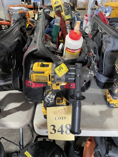 LOT CONSISTING OF TOOL BAG WITH ASSORTED TOOLS