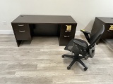 LOT CONSISTING OF STANDARD DESK