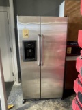 GE STAINLESS STEEL SIDE BY SIDE REFRIGERATOR