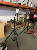 ON STAGE TRIPOD WITH BOOM ATTACHMENT