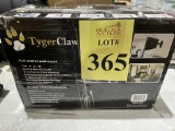 TYGER CLAW ADJUSTABLE WALL BRACKET FOR TV