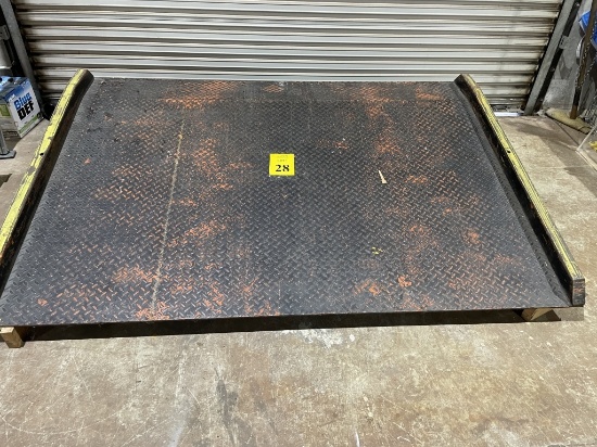 DOCK RAMP, MEASURES 5' D X 6'8" W