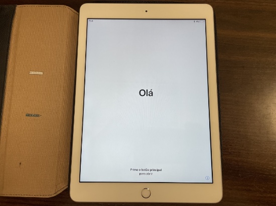 APPLE IPAD 5TH GENERATION MODEL A1822