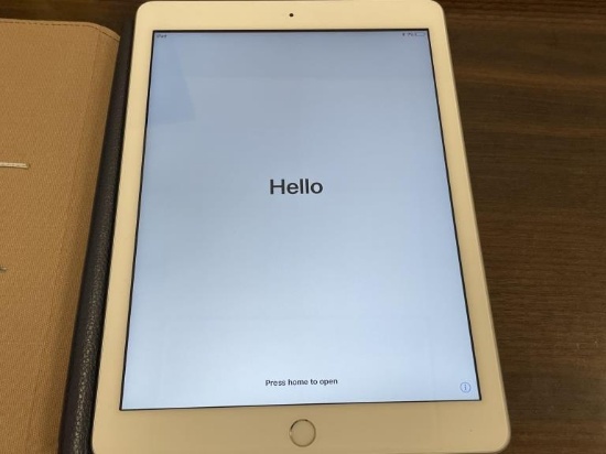 APPLE IPAD 5TH GENERATION MODEL A1822
