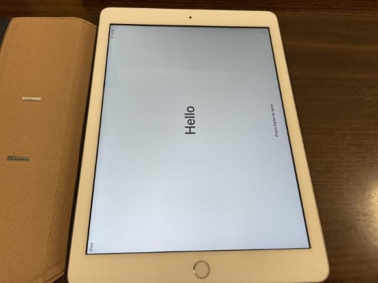 APPLE IPAD 5TH GENERATION MODEL A1822