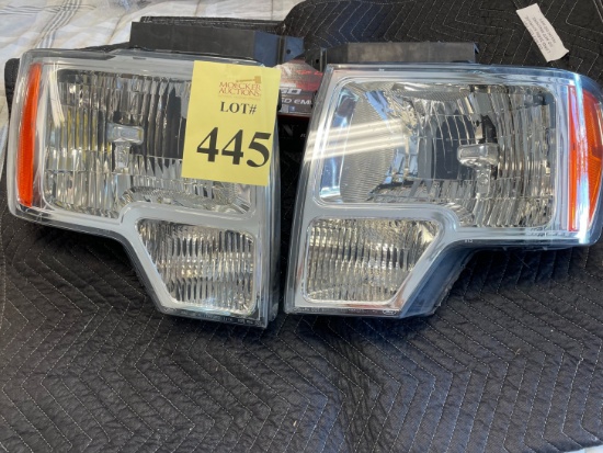 SET ORGINAL HEADLIGHT ASSEMBLY FOR FORD F150 TRUCK