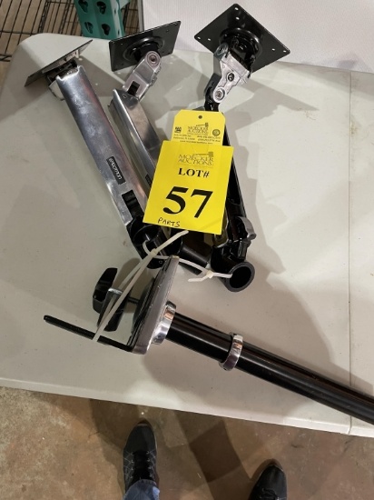 LOT CONSISTING OF ERGOTRON PARTS