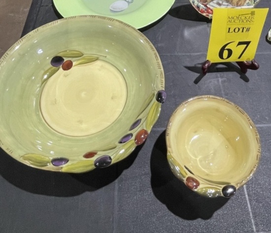 LOT CONSISTING OF SERVING PIECES