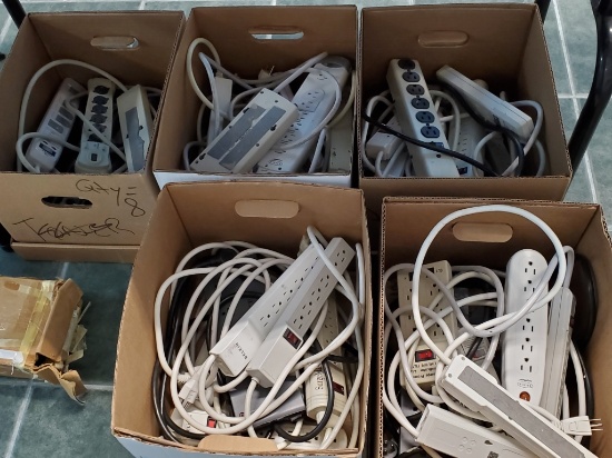 LOT CONSISTING OF ASSORTED POWER STRIPS