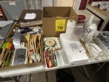 LOT CONSISTING OF ASSORTED COOKING UTENSILS