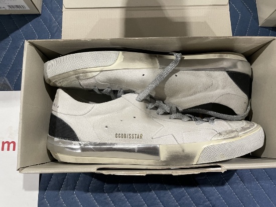 GOLDEN GOOSE SNEAKERS (NEW IN BOX)