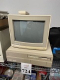 COMMODORE AMIGA 2000 VINTAGE COMPUTER