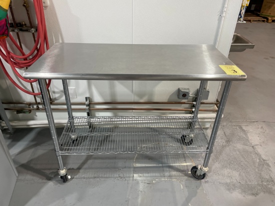 STAINLESS STEEL PREP TABLE ON CASTERS