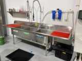 STAINLESS STEEL (3) COMPARTMENT SINK BY: AERO MFG.