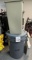 RUBBERMAID BRUTE 32 GAL TRASH CAN WITH LID