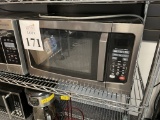 TOSHIBA MICROWAVE OVEN MODEL EM131A5C-BS