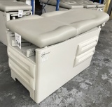 UMF MEDICAL PATIENT EXAM TABLE MODEL 5240