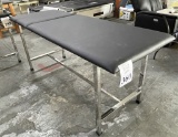 PATIENT EXAM TABLE WITH ADJUSTABLE BACK REST