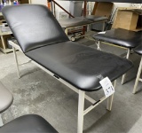 PATIENT EXAM TABLE WITH ADJUSTABLE BACK REST