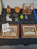 LOT CONSISTING OF ASSORTED DÉCOR