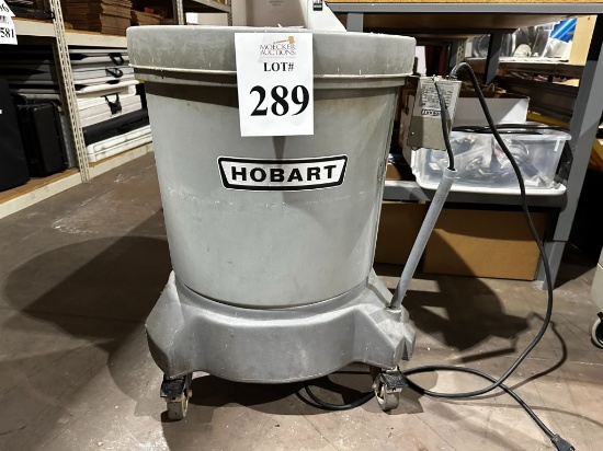 HOBART  SDPE-11 20 GALLON SALAD DRYER