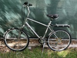 RALEIGH VENTURE 3.0 SILVER 21 SPEED BICYCLE
