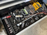 LOT CONSISTING OF CONTENTS OF TOOL BOX DRAWER