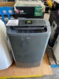 LG PORTABLE AIR CONDITIONER 12,000 BTU/HR