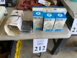 LOT CONSISTING OF ASSORTED LIGHTS