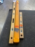 LOT CONSISTING OF ASSORTED JOHNSON LEVELS WITH HARD CASE