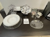 LOT CONSISTING OF CHINA
