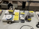 LOT CONSISTING OF SONY DIGITAL CAMERAS